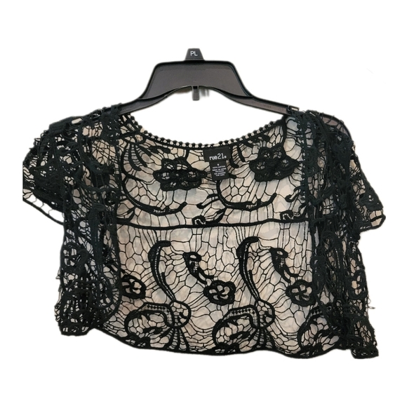 Rue21 Sweaters - Rue21 floral lace shrug